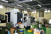 真和精機工場内